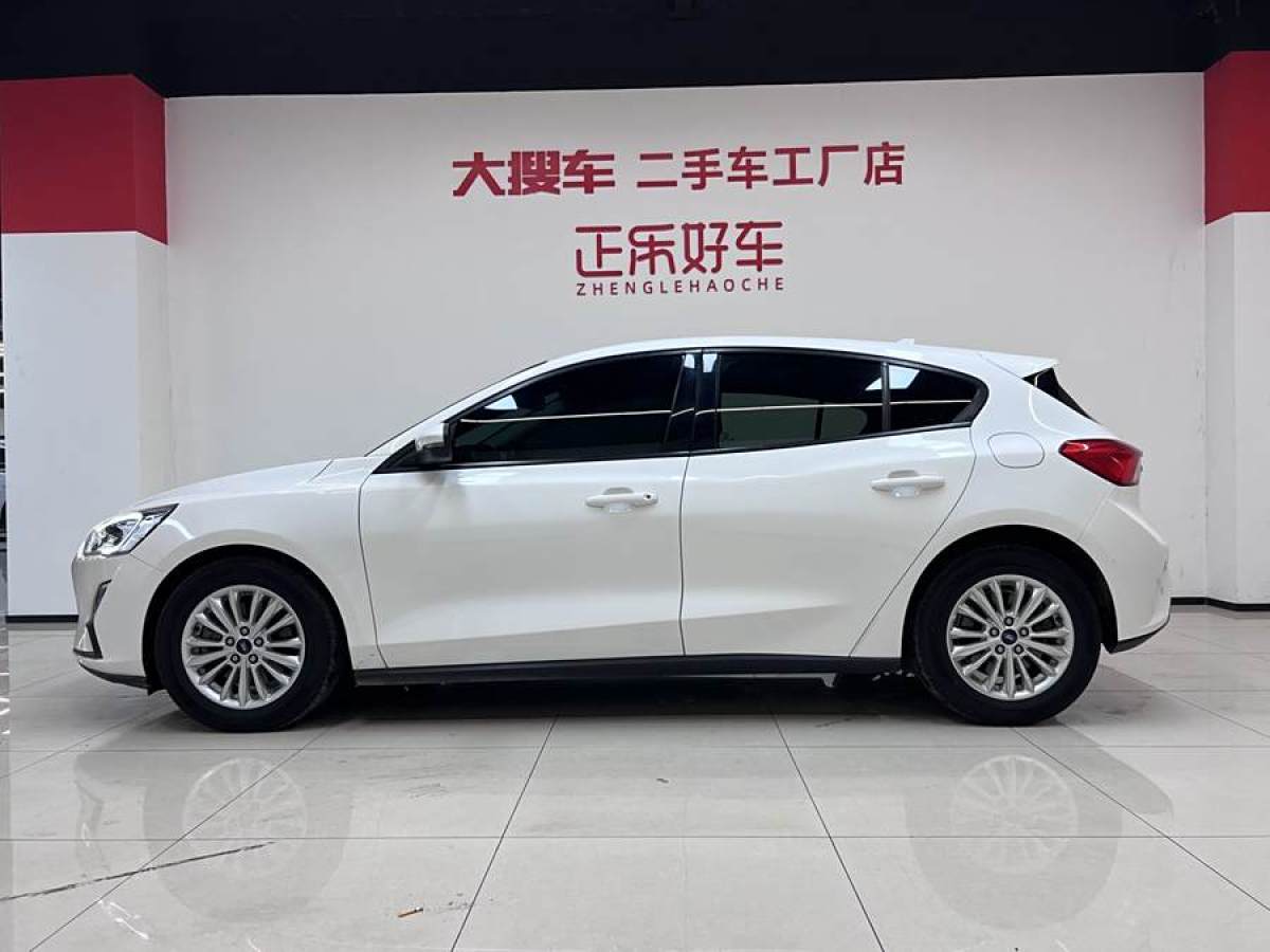 福特 ?？怂? 2019款 兩廂 EcoBoost 180 自動(dòng)鋒潮型圖片