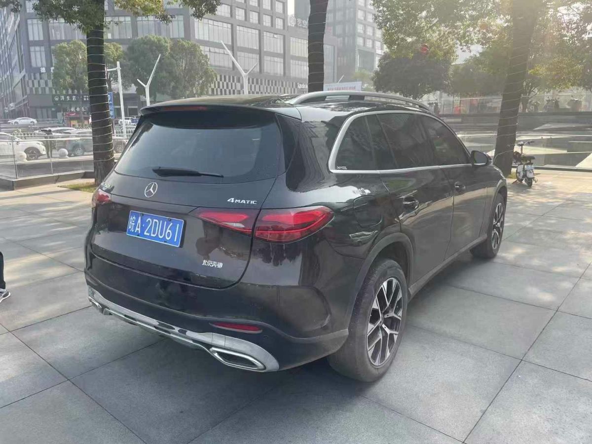 奔馳 奔馳GLC  2023款 GLC 300 4MATIC 轎跑SUV圖片