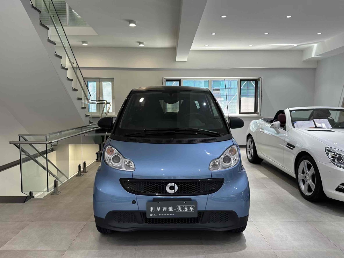 smart fortwo  2014款 1.0 MHD 硬頂新年特別版圖片