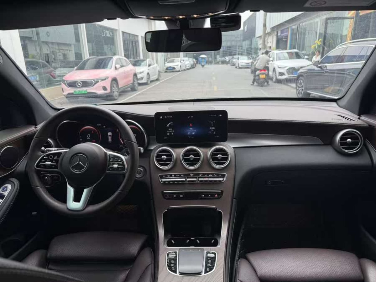 奔馳 奔馳GLC  2025款 改款 GLC 260 L 4MATIC 豪華型圖片