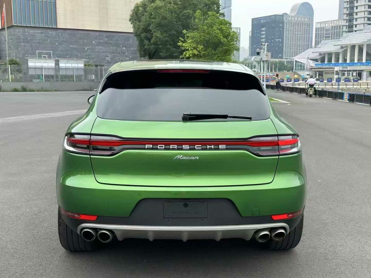 保時(shí)捷 Macan 圖片