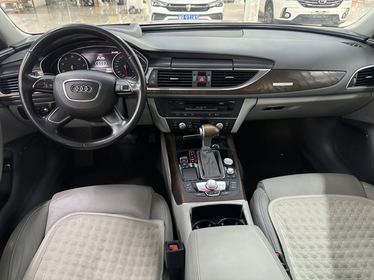 奧迪 奧迪A6L  2012款 50 TFSI quattro 豪華型圖片