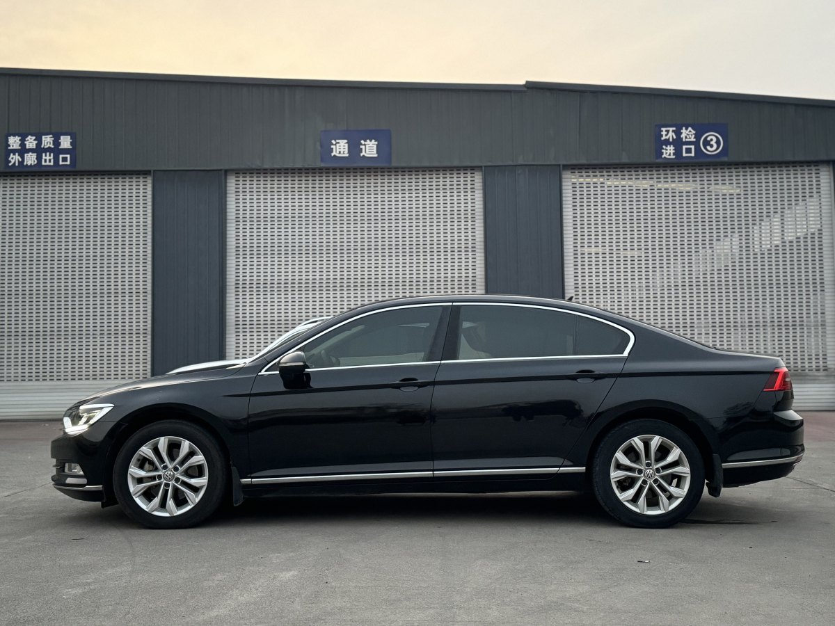 大眾 邁騰  2019款  330TSI DSG 豪華型 國(guó)VI圖片