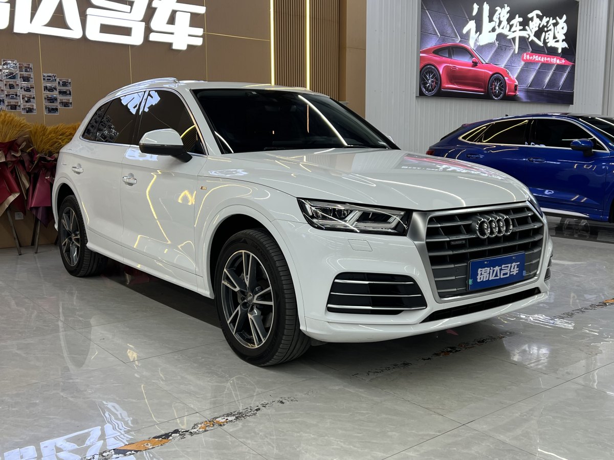 奧迪 奧迪Q5L  2018款  45 TFSI 尊享時(shí)尚型 國(guó)VI圖片