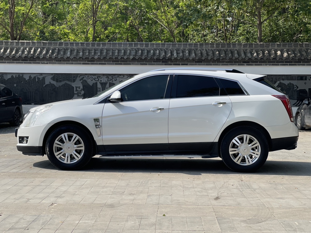 凯迪拉克 SRX  2013款 3.0L 豪华型图片