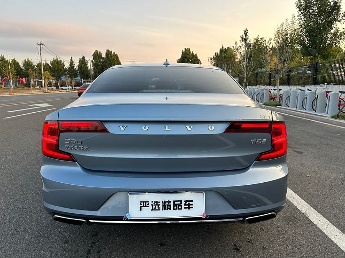 沃爾沃 S90  2019款 T5 智逸版圖片