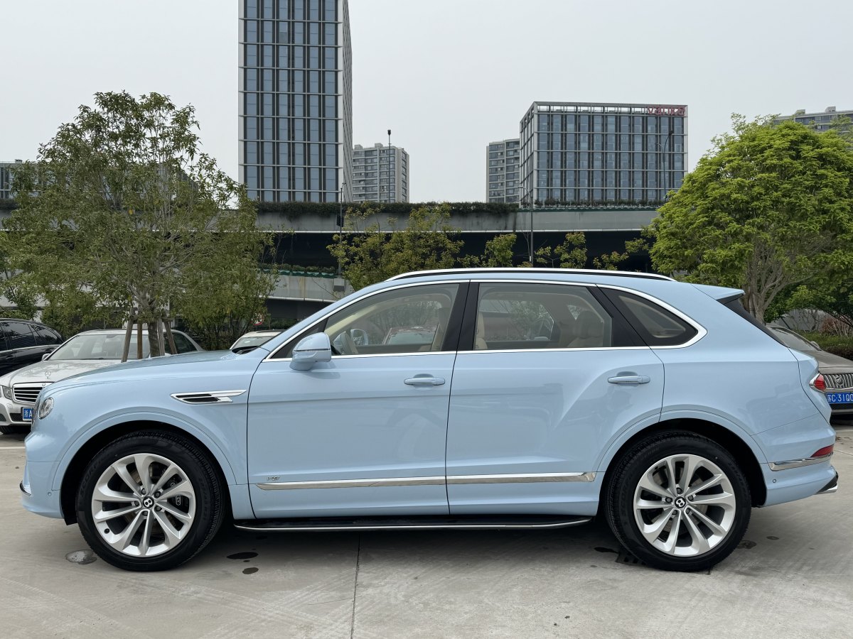 賓利 添越  2021款 4.0T V8圖片