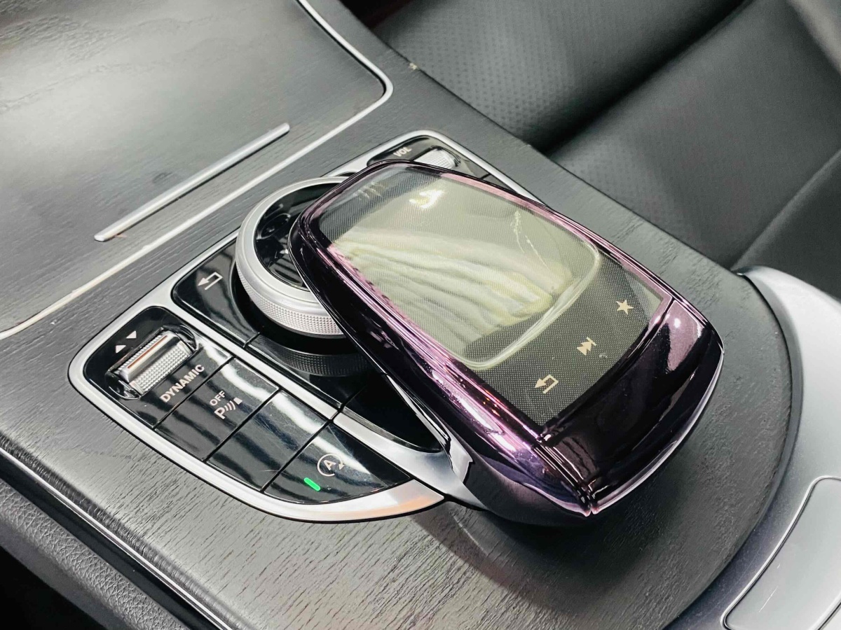 2018年2月奔驰 奔驰C级  2018款 C 200 L 运动版