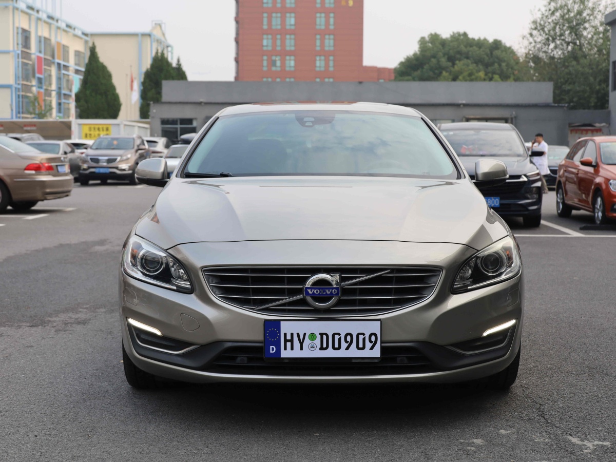 沃爾沃 S60  2016款 L 2.0T T4 智遠(yuǎn)版圖片