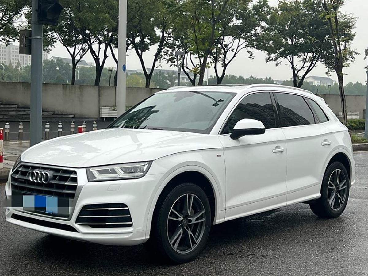 奧迪 奧迪Q5L  2020款 改款 40 TFSI 榮享時尚型圖片