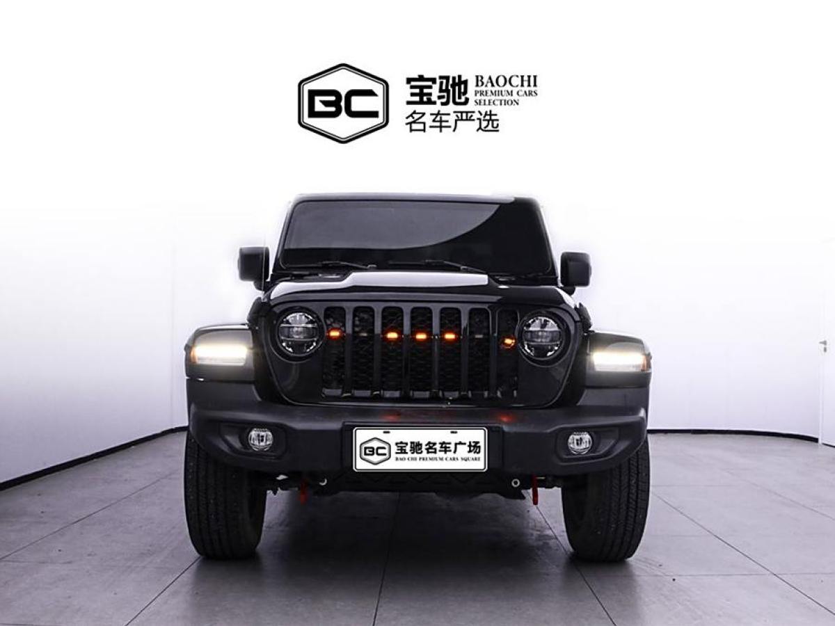 2023年3月Jeep 角斗士  2022款 3.6L 先行版