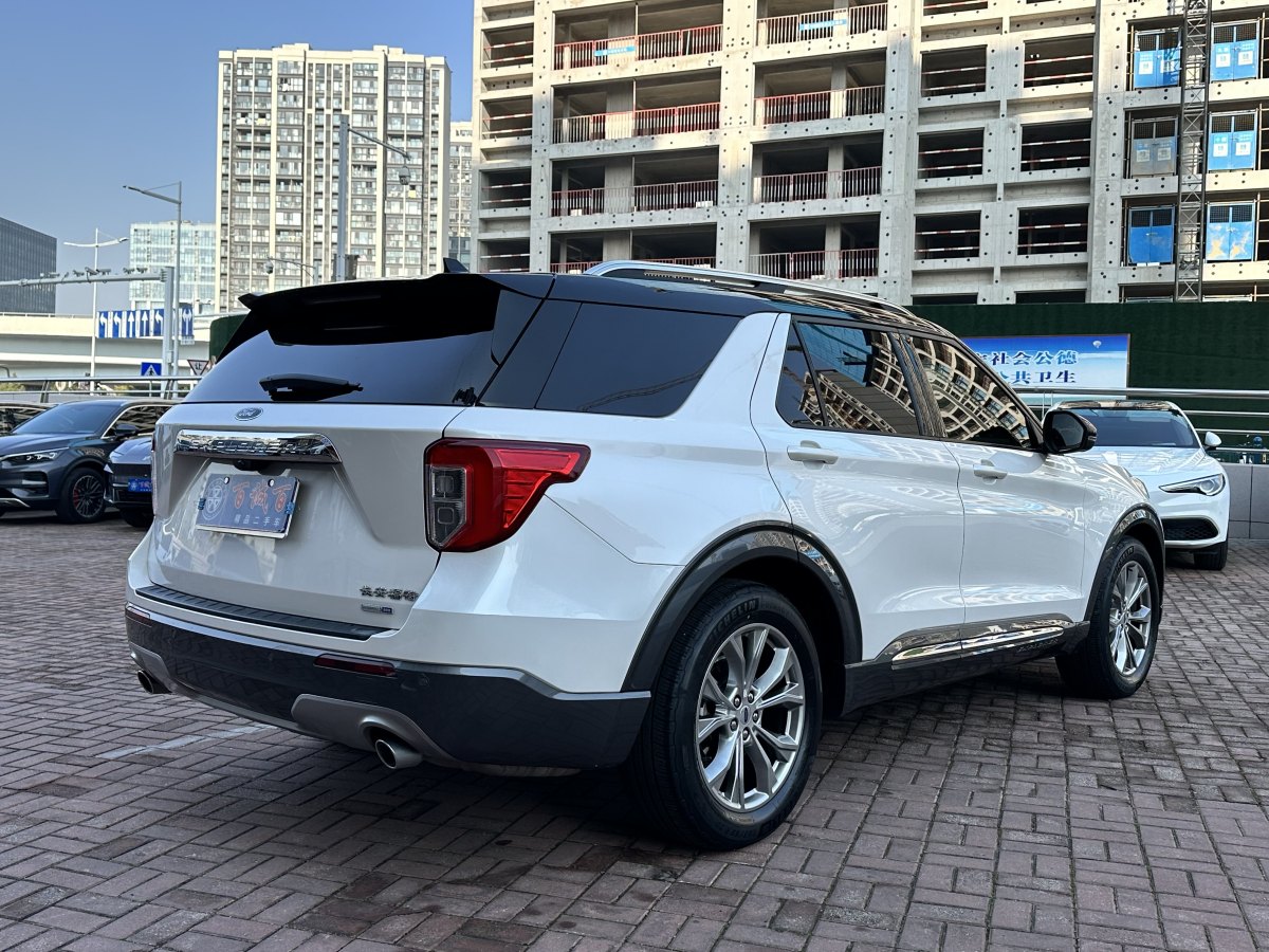 福特 探險(xiǎn)者  2023款 EcoBoost 285 后驅(qū)風(fēng)尚版 6座圖片