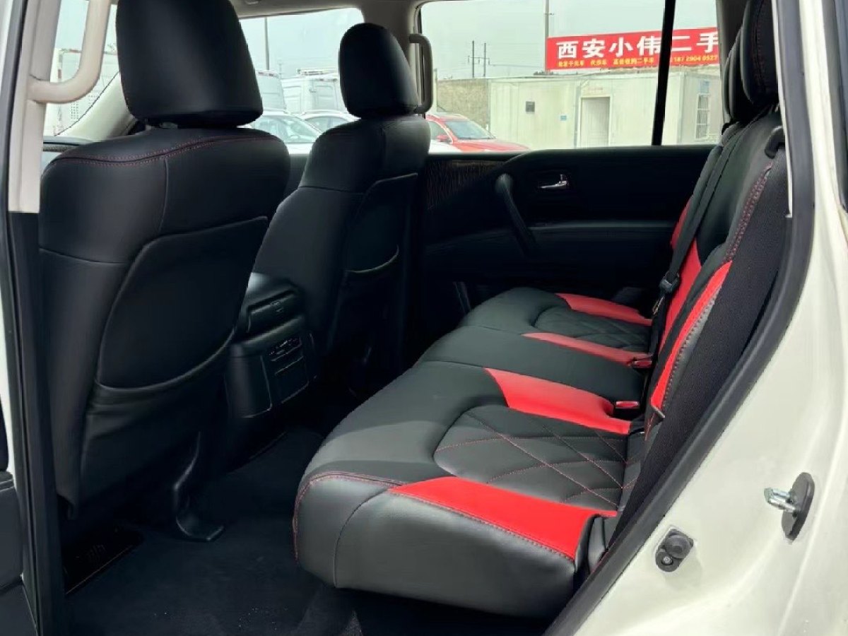 日產(chǎn) 途樂  2018款 4.0L 領(lǐng)英型圖片