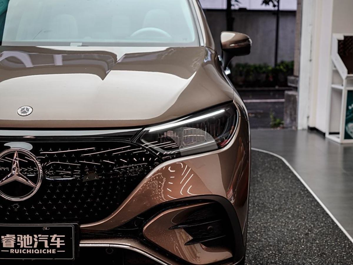 2023年7月奔馳 奔馳EQE SUV  2023款 350 4MATIC 豪華版