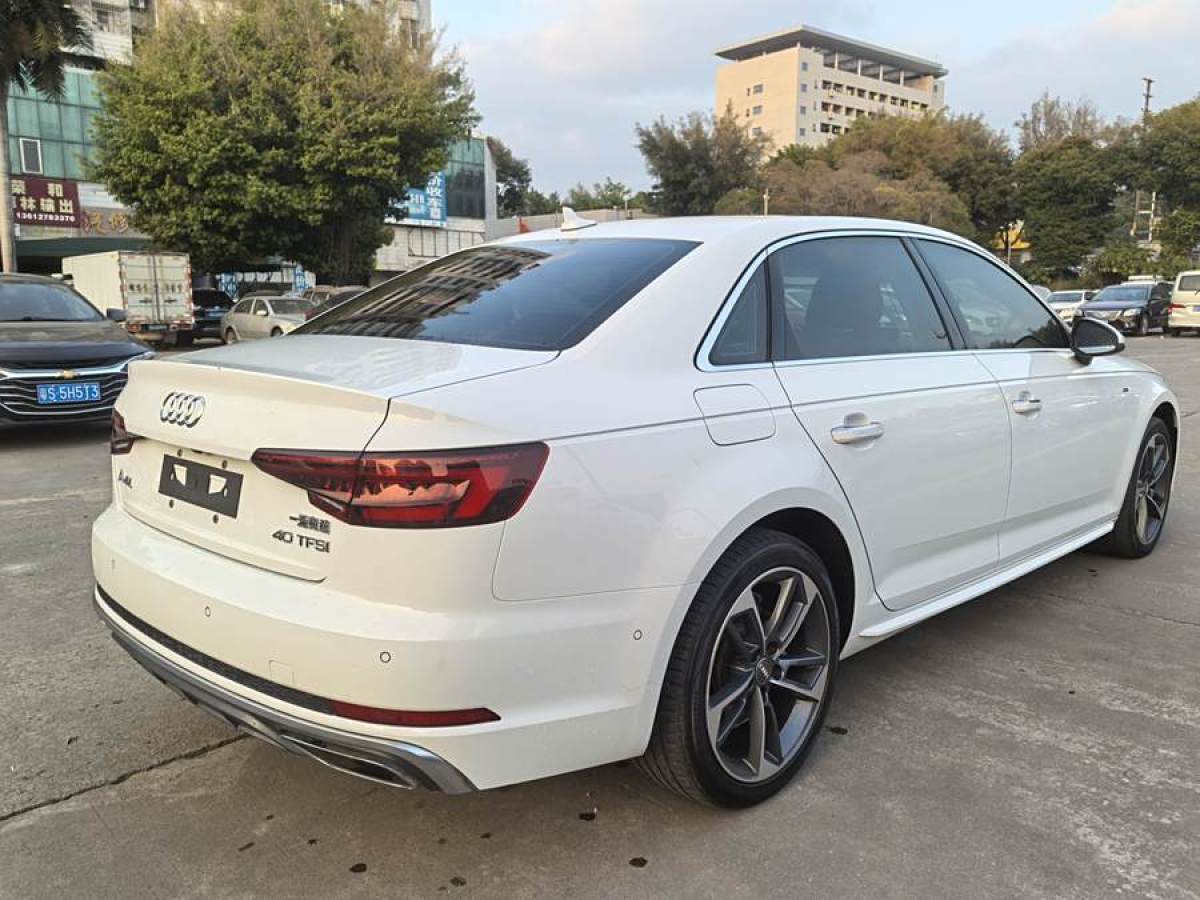 奧迪 奧迪A4L  2019款 40 TFSI 運(yùn)動(dòng)型 國(guó)VI圖片