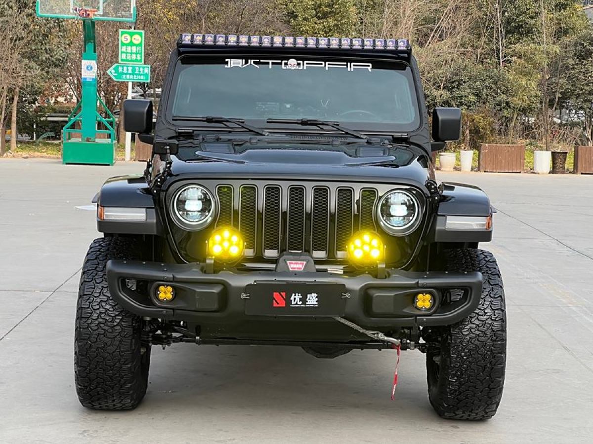 Jeep 牧馬人  2024款 2.0T 羅賓漢四門版圖片