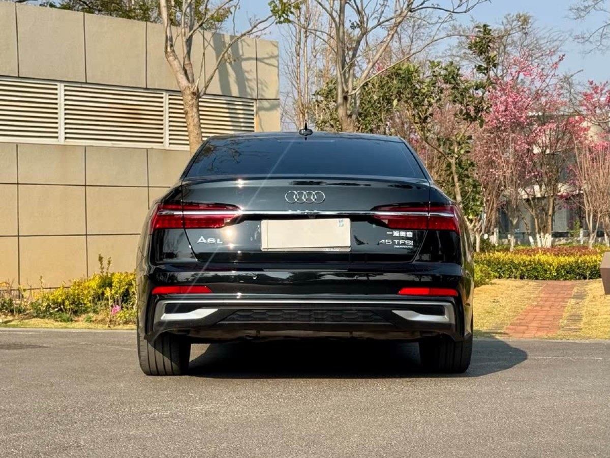 奧迪 奧迪A6L  2024款 45 TFSI quattro 尊享動感型圖片
