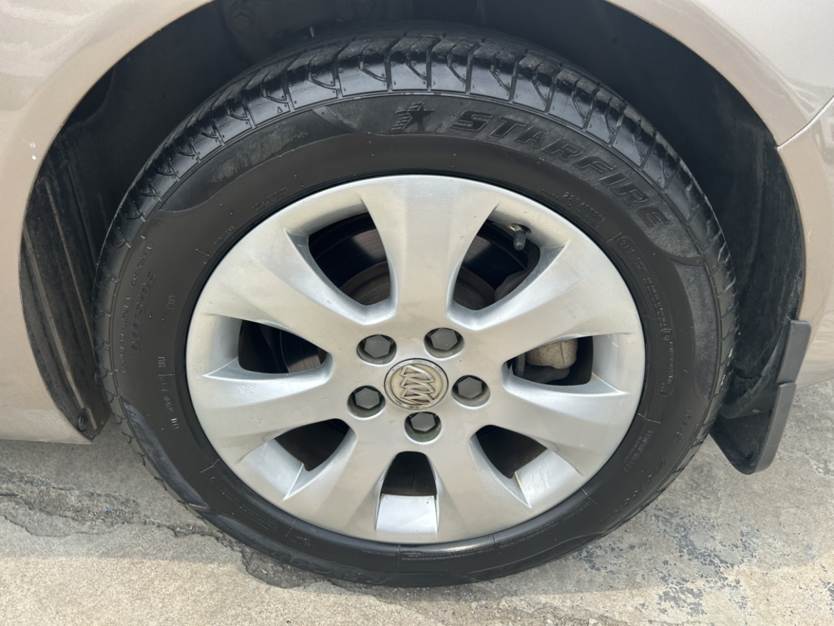 別克 君威  2015款 1.6T 領(lǐng)先技術(shù)型圖片