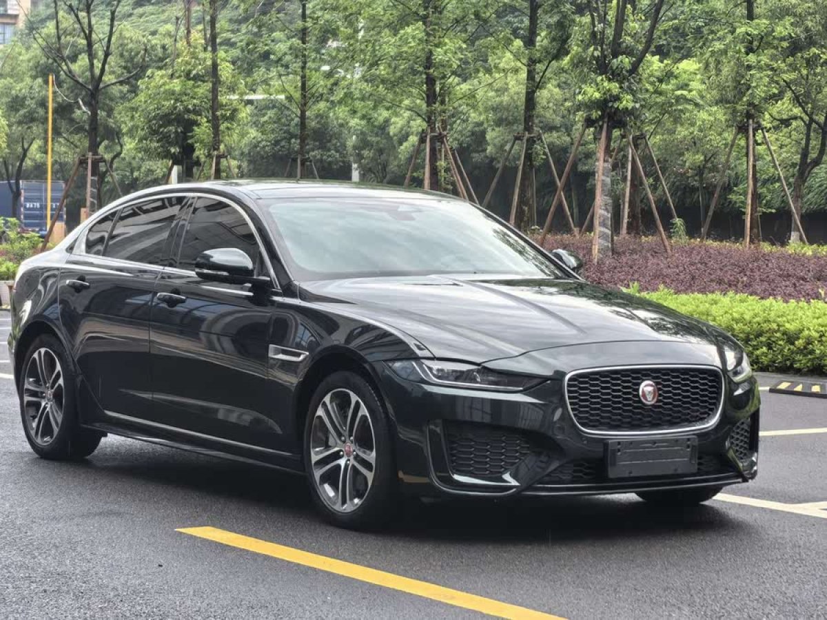 捷豹 XEL  2024款 2.0T 250PS R-DYNAMIC S進(jìn)取運(yùn)動(dòng)版圖片