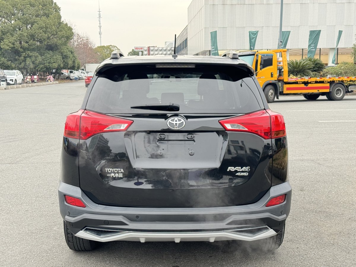 豐田 RAV4  2016款 榮放 2.0L CVT四驅(qū)新銳版圖片