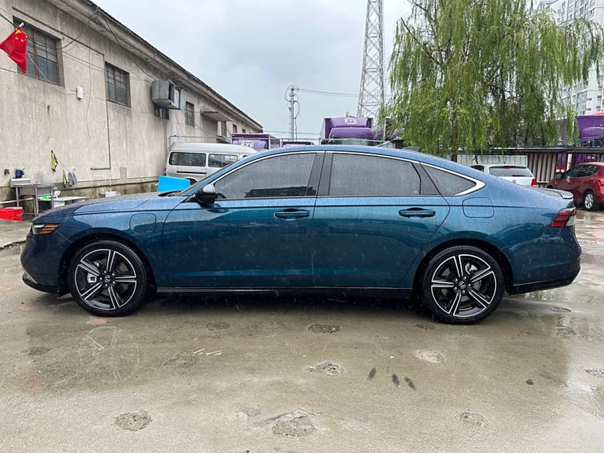 本田 雅阁新能源  2023款 2.0L e:PHEV 旗舰版图片