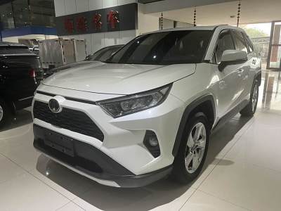 2021年8月 豐田 RAV4榮放 2.0L CVT兩驅(qū)風尚PLUS版圖片