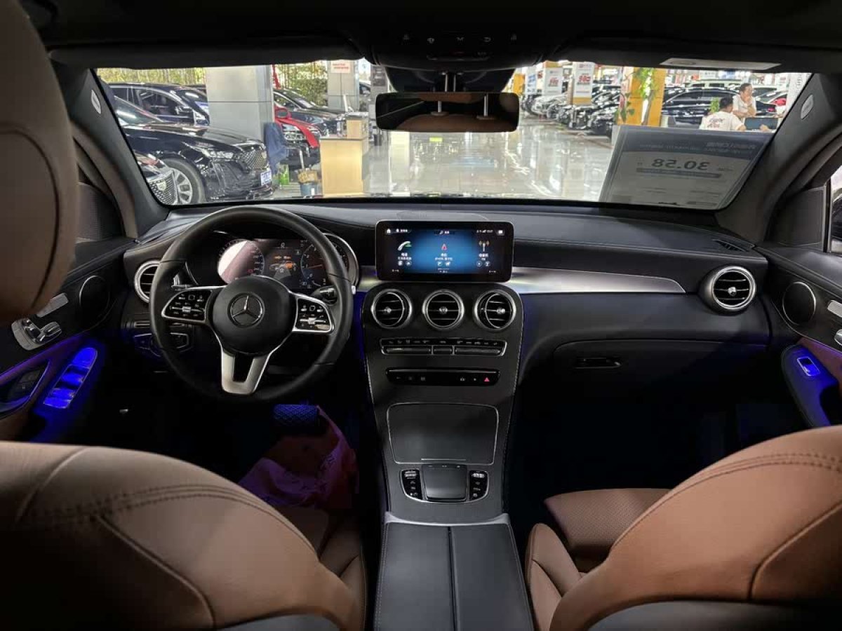 奔馳 奔馳GLC  2022款 改款 GLC 300 4MATIC 轎跑SUV圖片