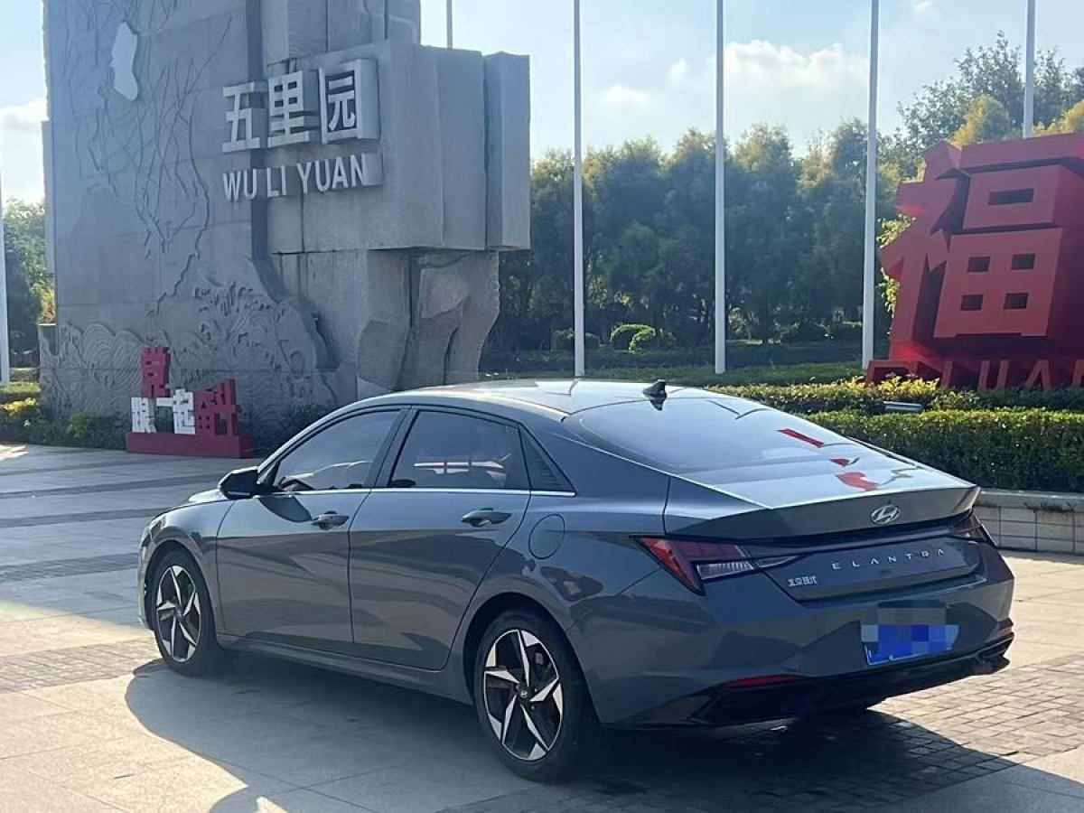 現(xiàn)代 伊蘭特  2022款 1.5L CVT LUX尊貴版圖片