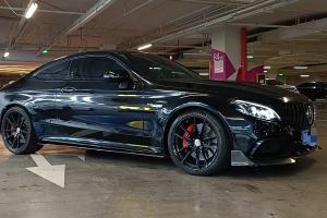 奔驰C级AMG 奔驰 AMG C 63 Coupe