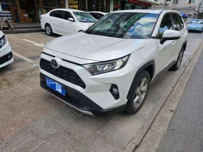 2022年1月 豐田 RAV4榮放 2.0L CVT兩驅(qū)風(fēng)尚PLUS版圖片