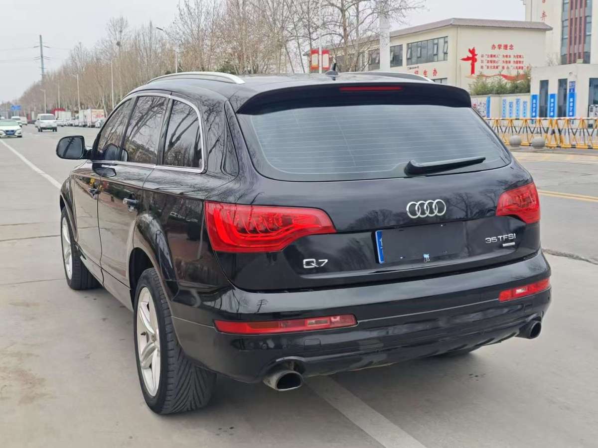 奧迪 奧迪Q7  2013款 35 TFSI 進(jìn)取型圖片