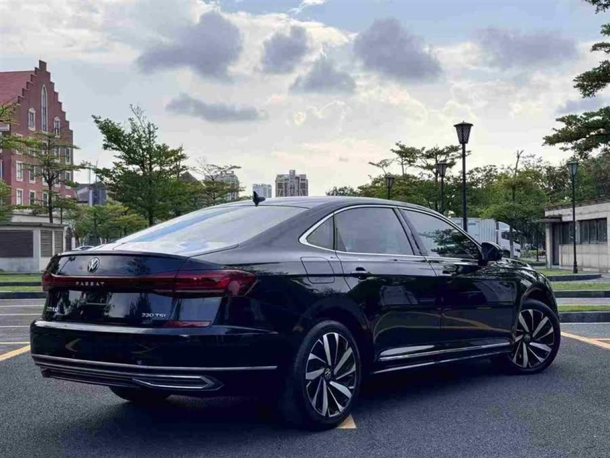 大眾 帕薩特  2022款 330TSI 星空精英版圖片