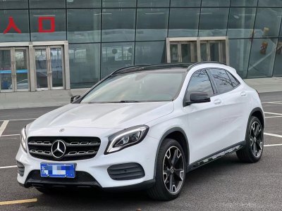 2018年10月 奔馳 奔馳GLA GLA 220 4MATIC 時(shí)尚型圖片