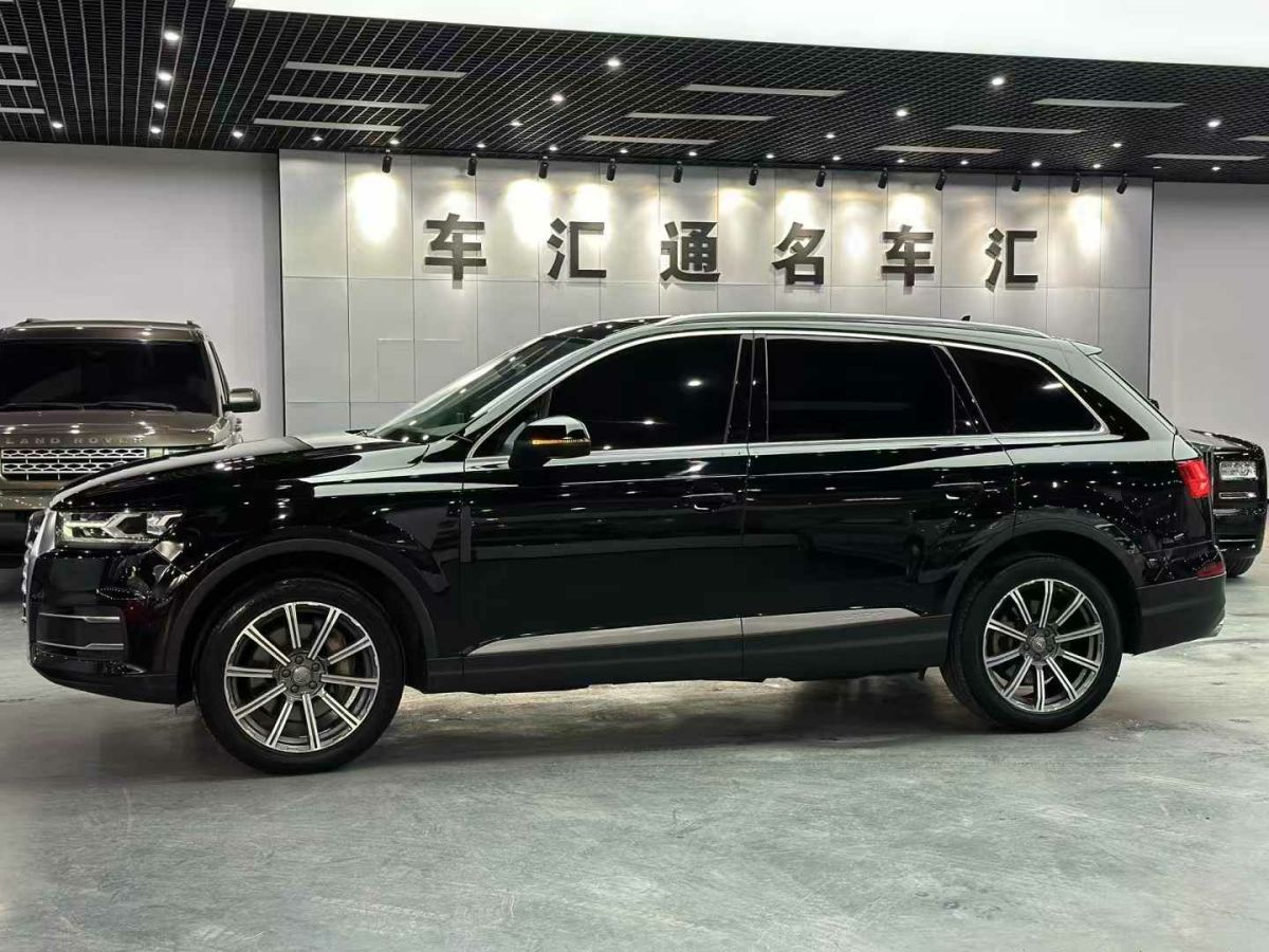 奧迪 奧迪Q7  2016款 40 TFSI S line運(yùn)動(dòng)型圖片