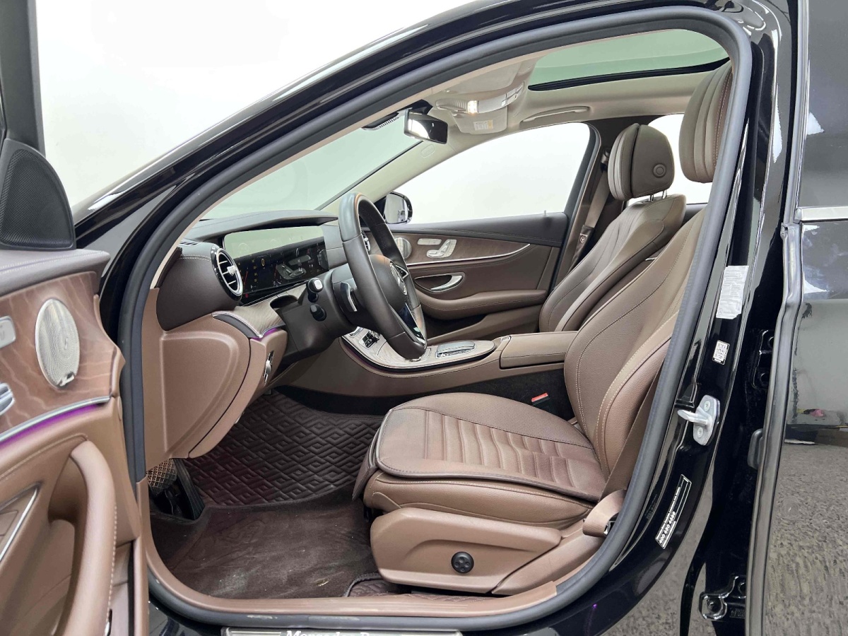 奔馳 奔馳E級(jí)  2021款 改款 E 300 L 豪華型圖片