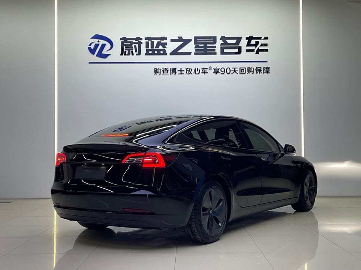 特斯拉 Model Y  2020款 改款 標(biāo)準(zhǔn)續(xù)航后驅(qū)升級(jí)版圖片