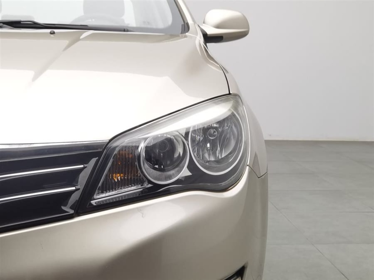 榮威 350  2013款 350S 1.5L 自動(dòng)迅達(dá)版圖片