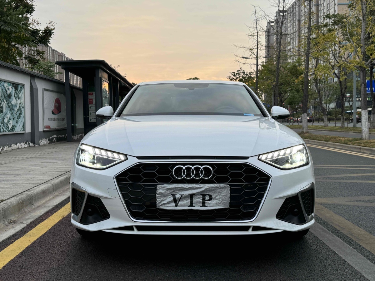 奧迪 奧迪A4L  2022款 40 TFSI 時尚動感型圖片