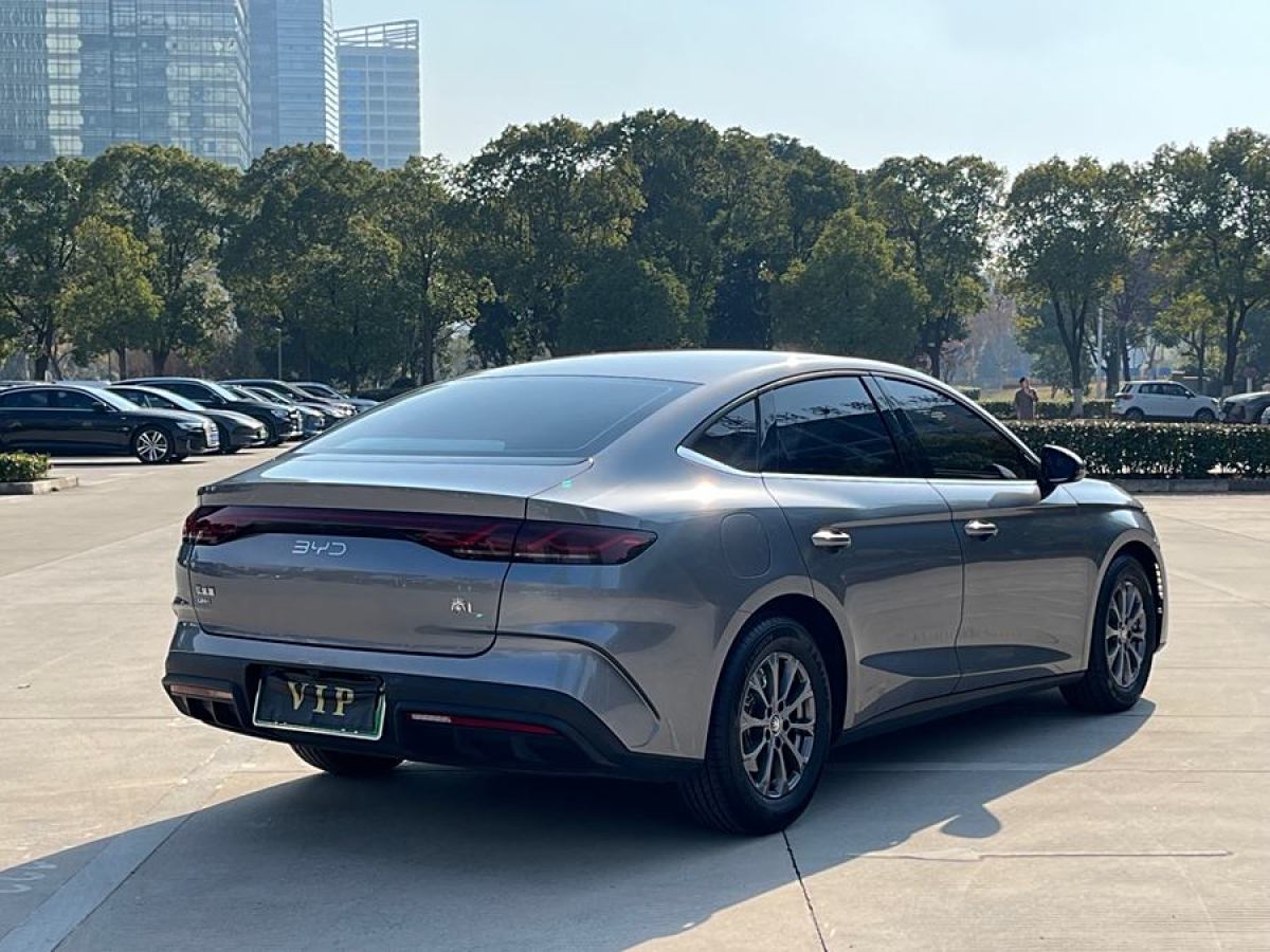 比亞迪 秦L  2024款 DM-i 80KM領(lǐng)先型圖片