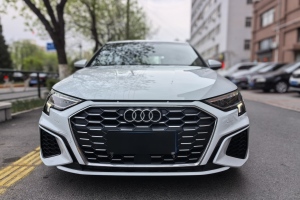 奥迪A3 奥迪 Sportback 35 TFSI 进取运动型