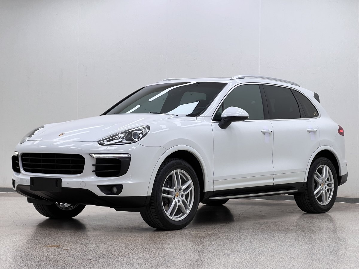 2017年6月保時(shí)捷 Cayenne  2016款 Cayenne Platinum Edition 3.0T