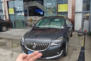 君威 別克 2.0L 領(lǐng)先時尚型