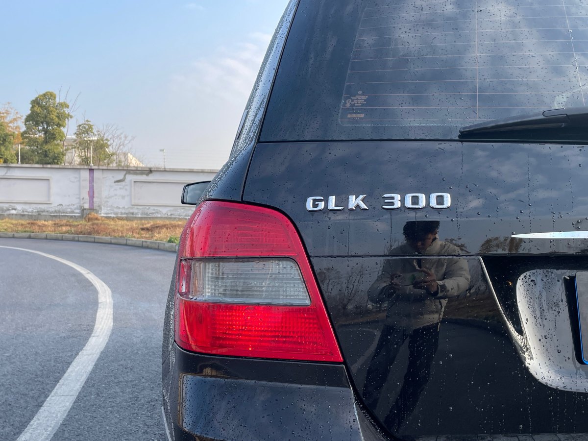 奔驰 奔驰GLK级  2010款 GLK 300 4MATIC 时尚型图片