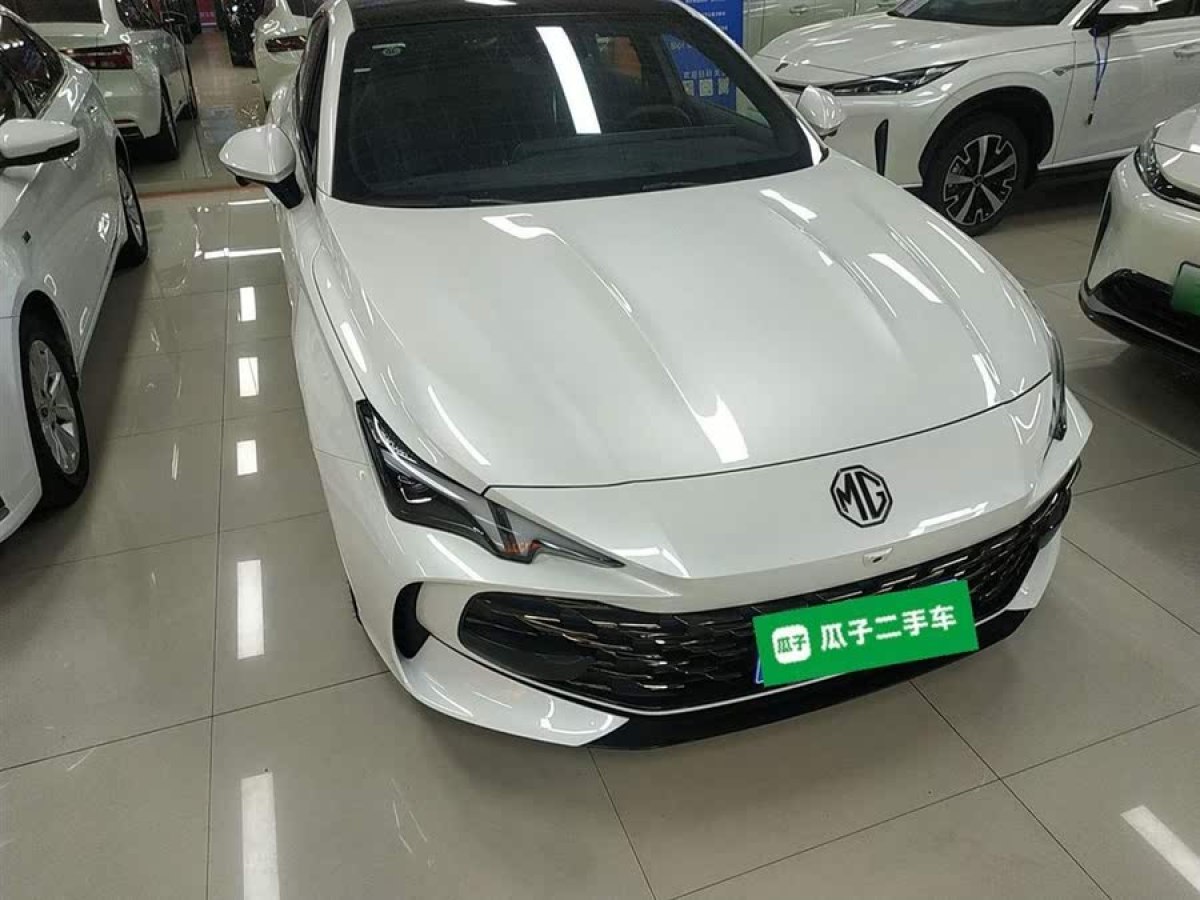 名爵 名爵7  2023款 1.5T DCT至美優(yōu)雅版圖片