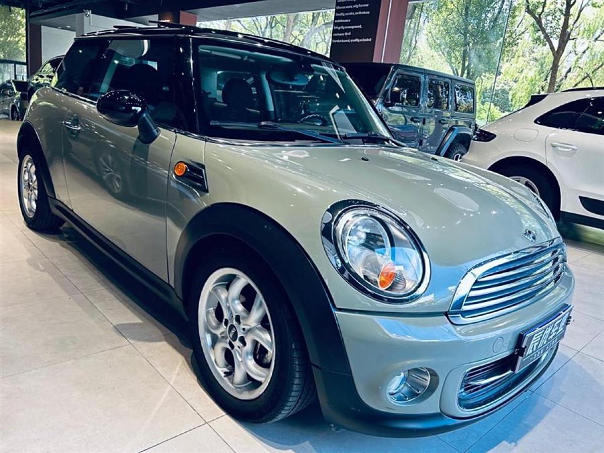 MINI COUNTRYMAN  2011款 1.6L COOPER Fun圖片