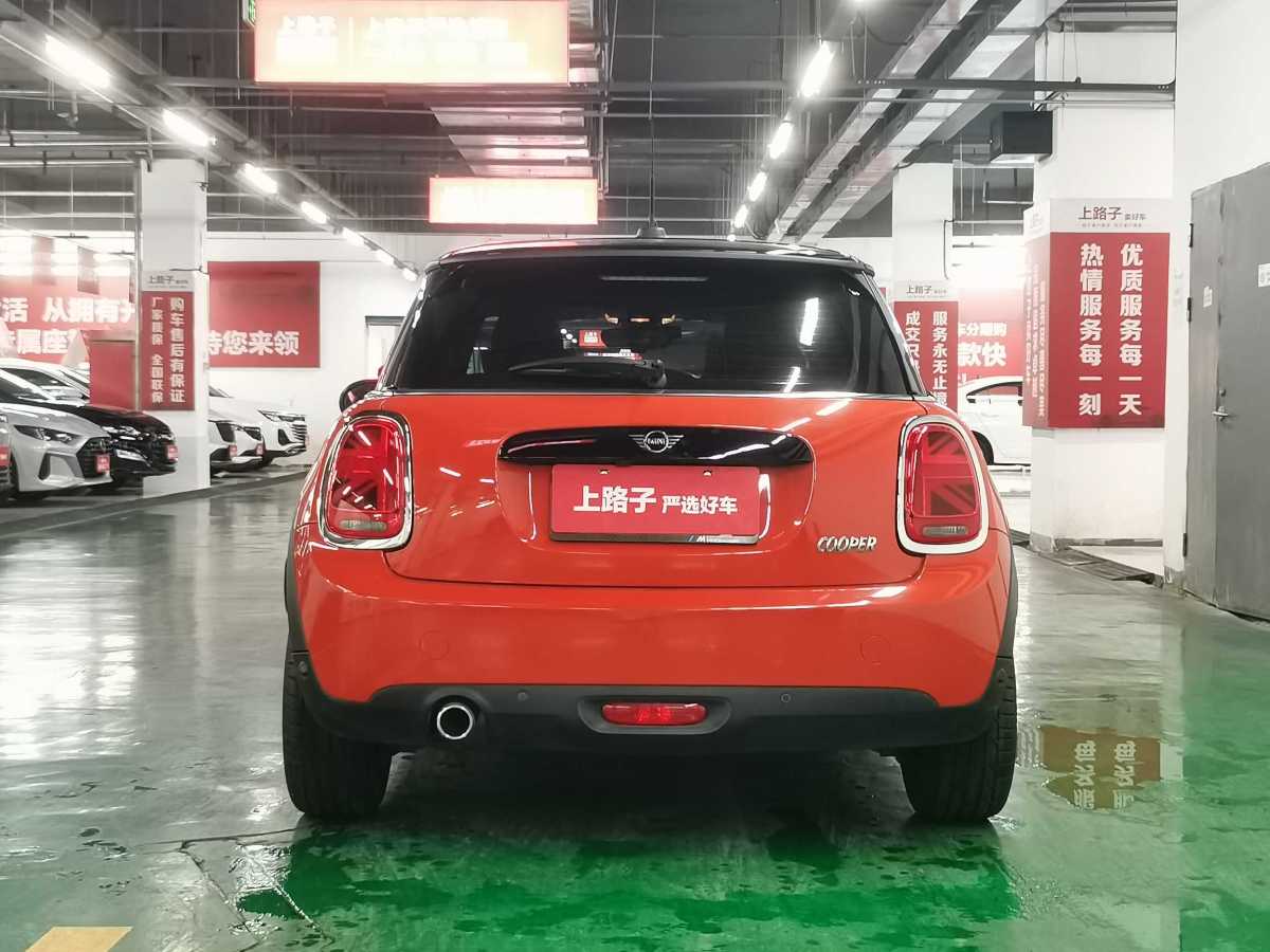 MINI COUNTRYMAN  2018款 1.5T COOPER 艺术家图片