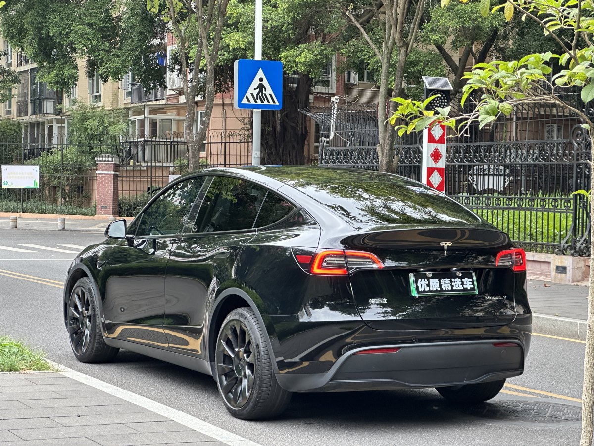 特斯拉 Model Y  2023款 長續(xù)航煥新版 雙電機(jī)全輪驅(qū)動圖片