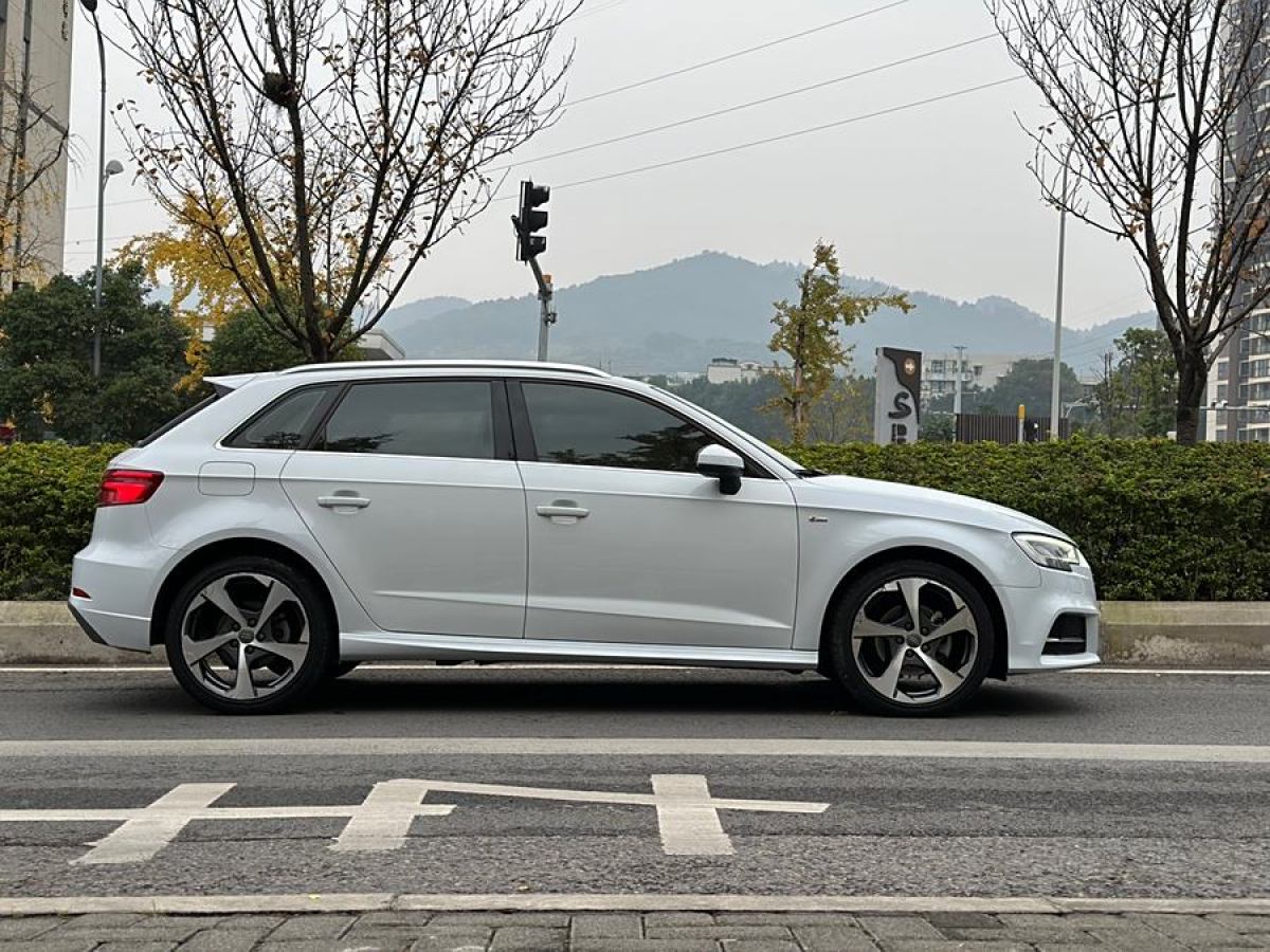 奧迪 奧迪A3  2019款 Sportback 35 TFSI 運(yùn)動(dòng)型 國V圖片