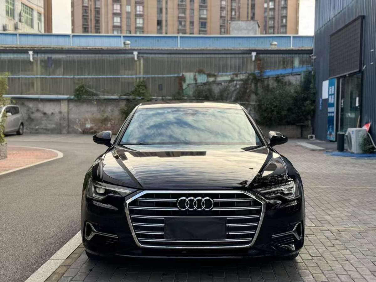 奧迪 奧迪A6L  2023款 45 TFSI 臻選致雅型圖片