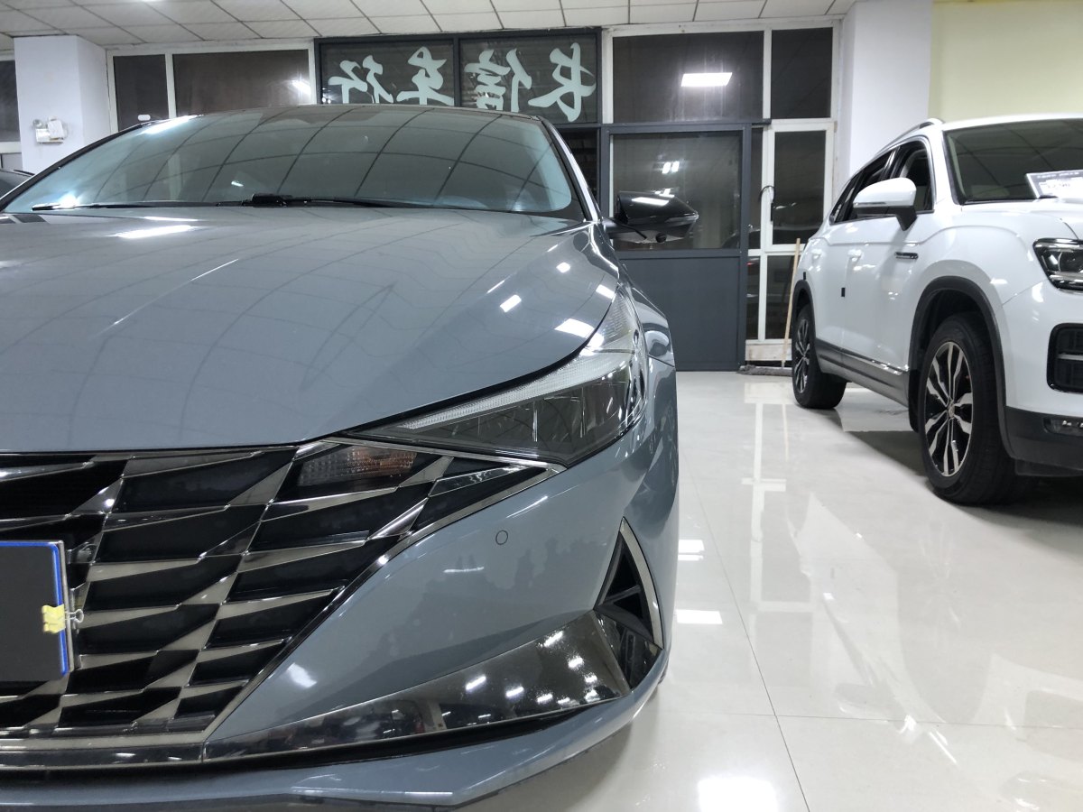 現(xiàn)代 伊蘭特  2022款 1.5L CVT LUX尊貴版圖片